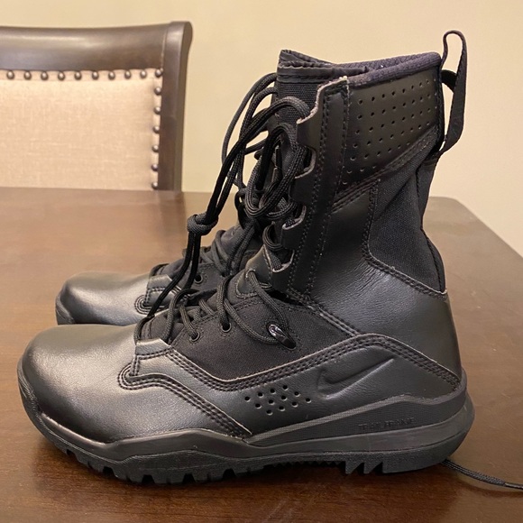 Nike | Shoes | Nike Trail Frame Mens 